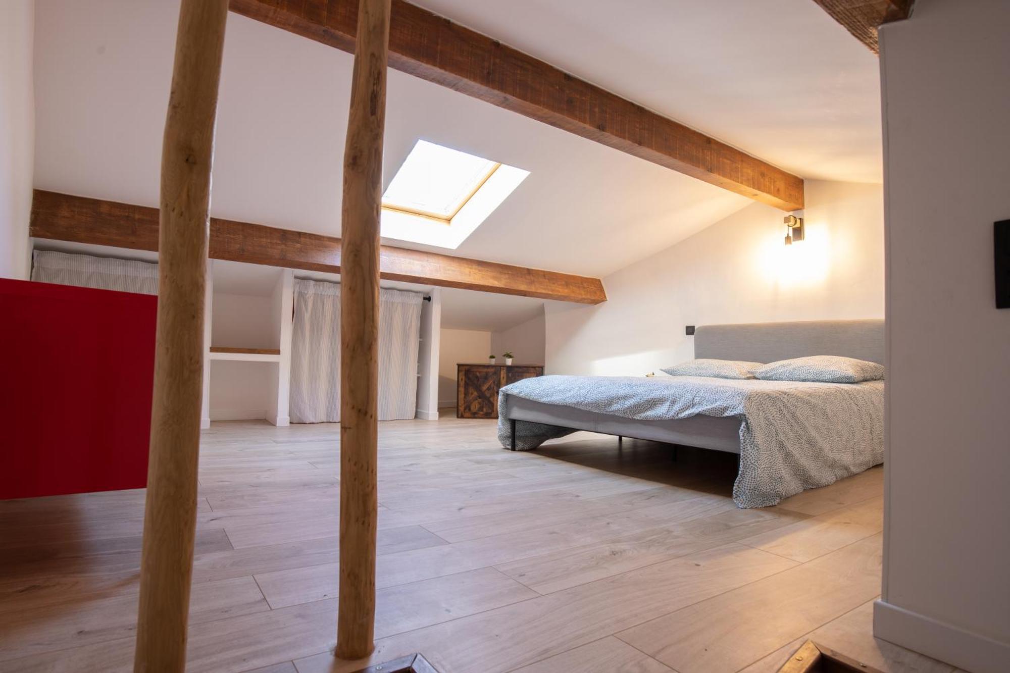 Le Duplex - Hypercentre - Wifi Apartment Carpentras Bagian luar foto